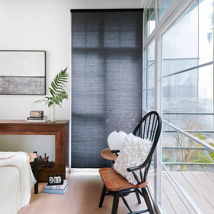 Color: Charcoal H25897; Lift: Cordless